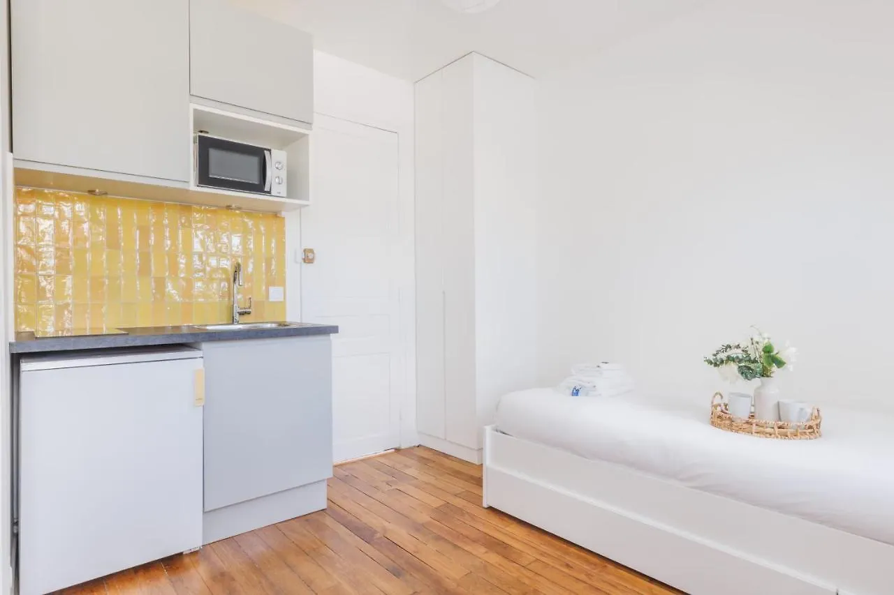 Appartement Cozy Studio Renovated Rue Bugeaud à Paris